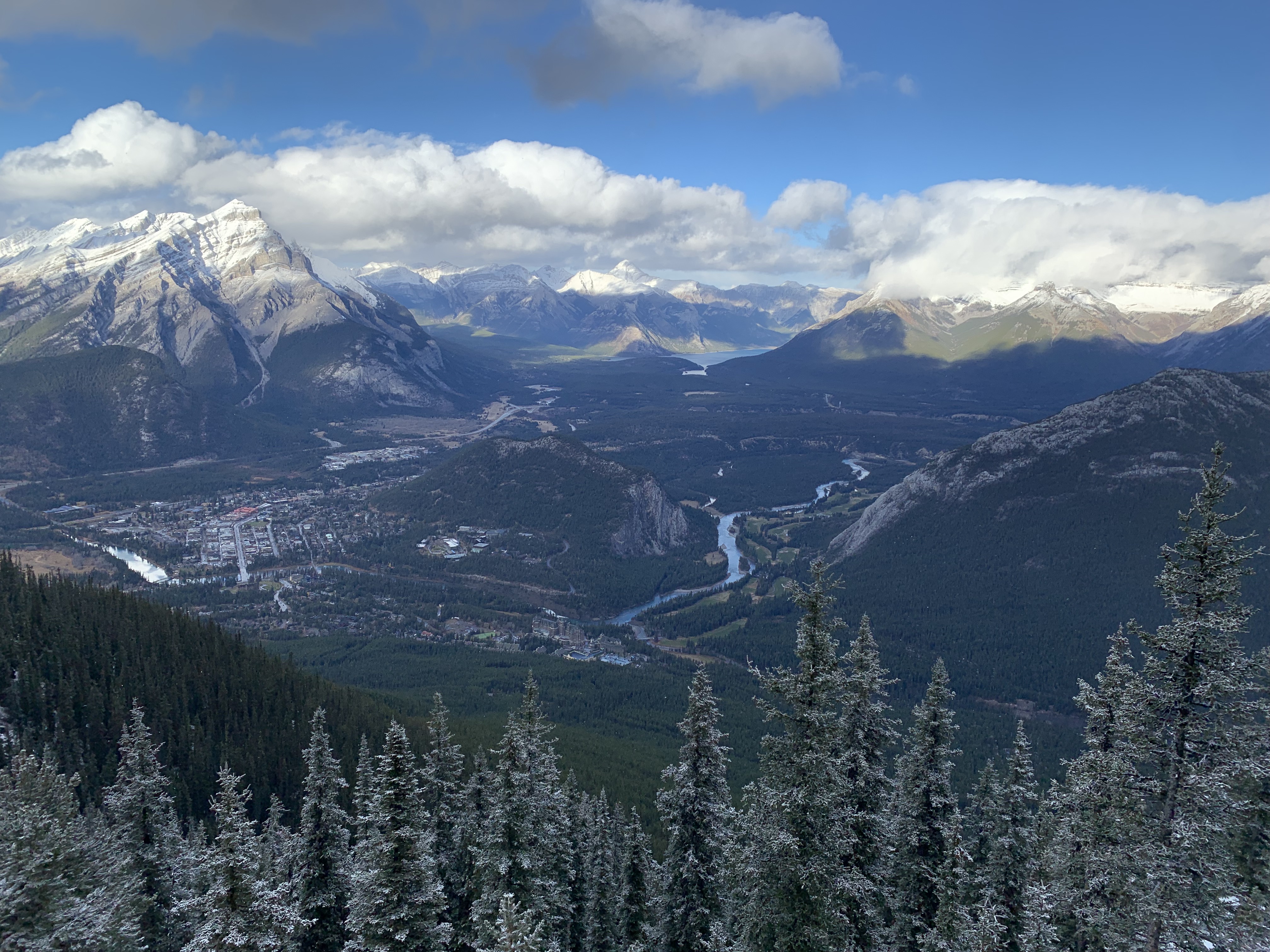 Vue depuis le sommet de la gondole de Banff.