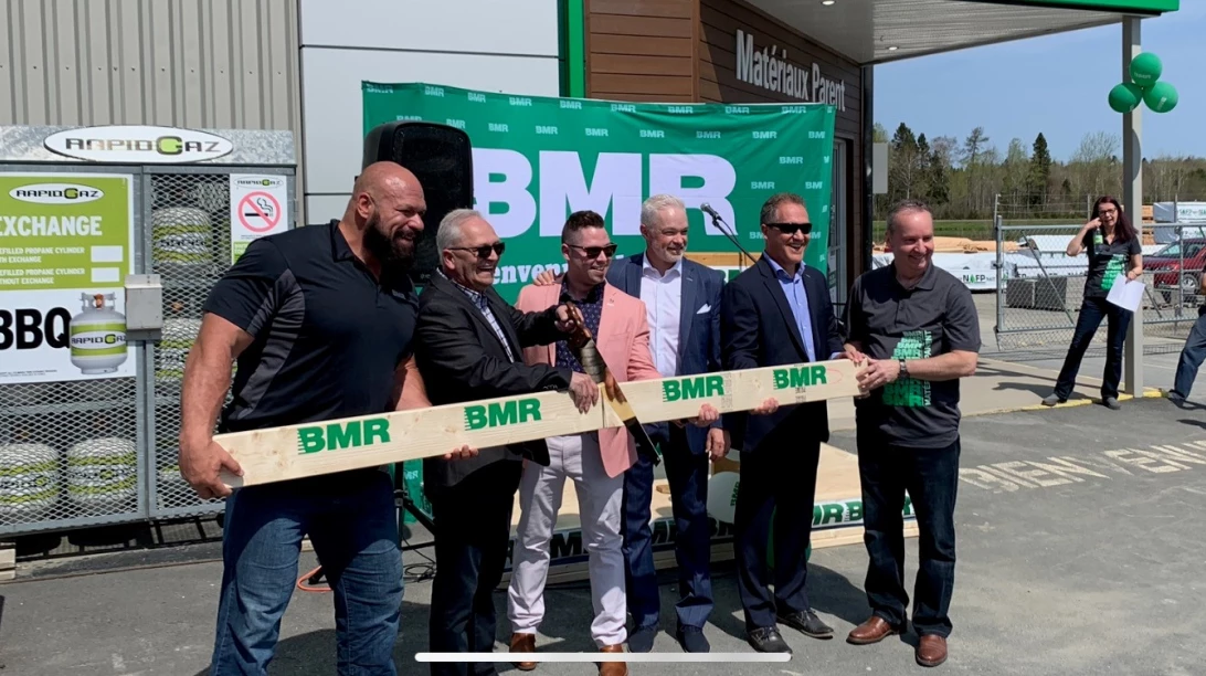 materiaux parent inaugure ses deux nouveaux magasins bmr 0