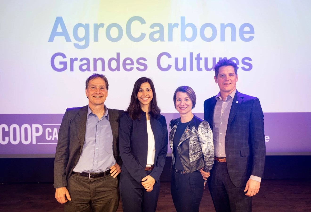 ean Nolet, Directeur général, Coop Carbone, Laurence Pelletier, Spécialiste séquestration du carbone – Solutions fondées sur la nature, Casper Kaastra, Chef de la direction, Sollio Agriculture et Maude Fournier-Farley, Directrice principale, Innovation et solutions d’affaires, Sollio Agriculture