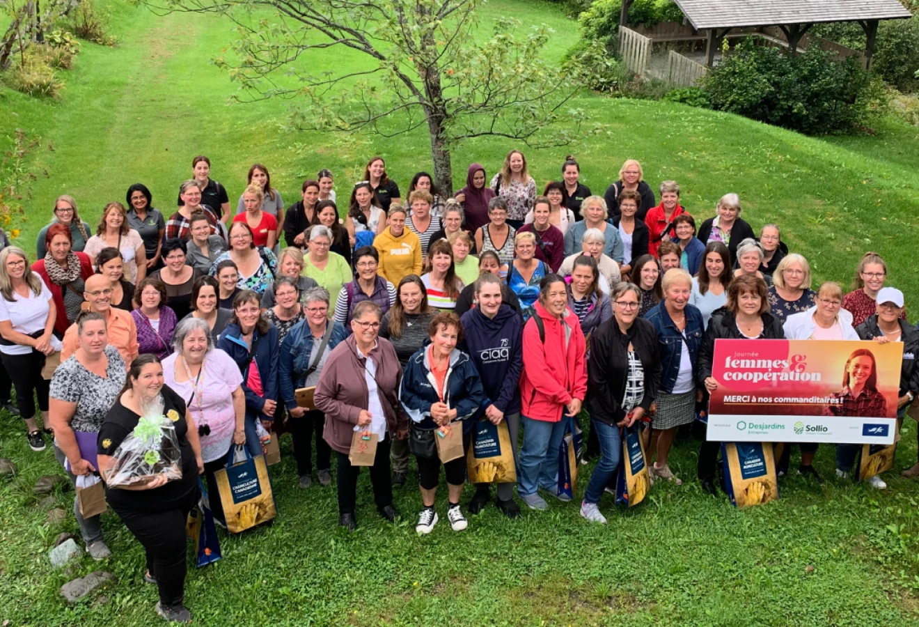 Participantes à la Journée femmes et coopération