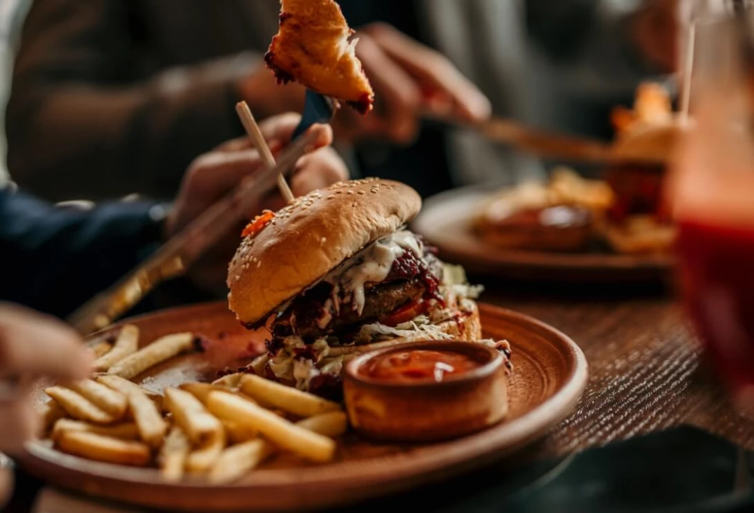 Hamburger dans un restaurant