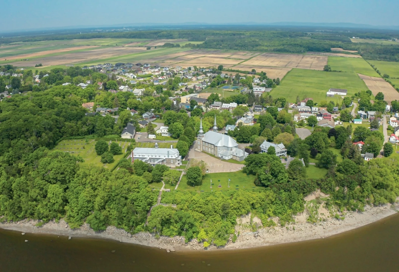 Vente de propriété résidentielle dans les villages canadiens