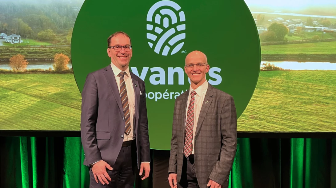Michel Delisle, chef de la direction d’Avantis Coopérative, et Frédéric Martineau, président d’Avantis Coopérative