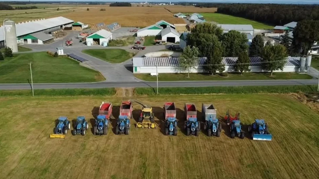 Tracteurs de la Ferme DML St-Bernard