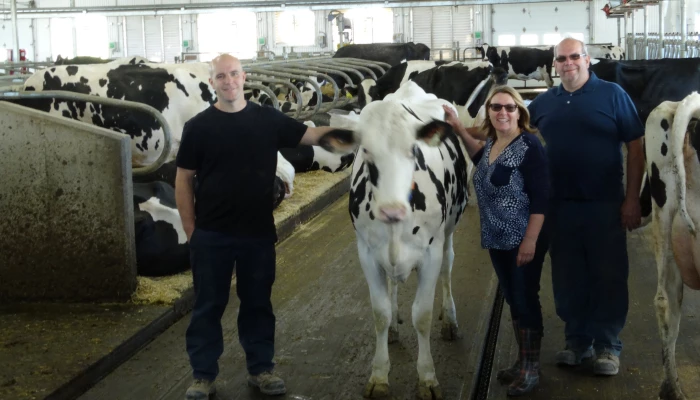 Guy Lefebvre en compagnie de ses parents Lucie Talbot et Jean Lefebvre