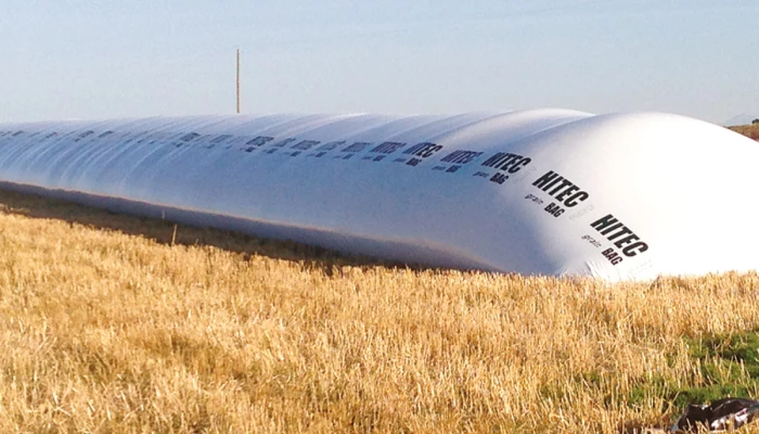 Ensilage sous plastique