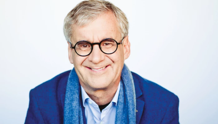 Serge Marquis, médecin spécialisé en santé au travail, auteur et conférencier émérite.