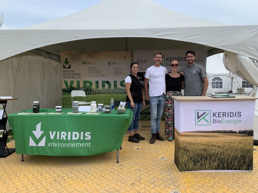 Roxane Béliveau, conseillère technique chez Viridis, et l'équipe de Keridis : Simon Naylor, président, Laurine Duclos, développeur projet, et Philippe Laliberté, agronome