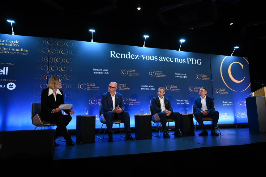 Les panélistes au Cercle canadien