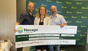 Novago avec le chèque de 11 000 $