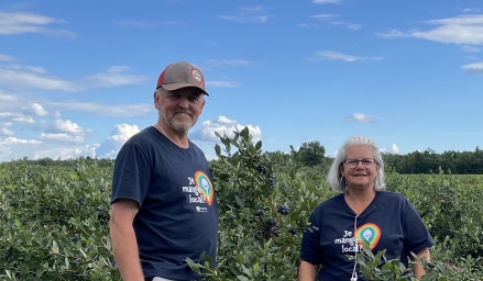 Propriétaires de la Bleuetière Lapointe