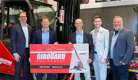 Michel Delisle, chef de la direction d’Avantis, Carl Girouard, directeur général de Girouard Équipement, Frédéric Martineau, président d’Avantis, Jean-Sébastien Lemelin, vice-président de Machinerie Avantis et Alexandre Lafond, directeur général de J. René Lafond inc.