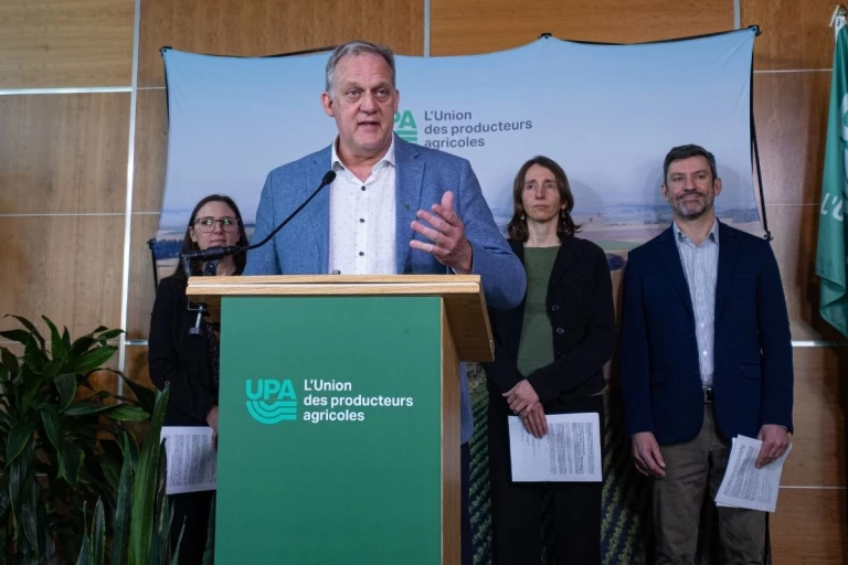 Photo de la conférence de presse du 24 mars 2026.