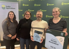 Ferme Amantière reçoit le prix du concours Performance laitière