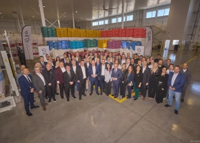 Groupe ayant assisté à l'annonce de l'investissement pour Jefo