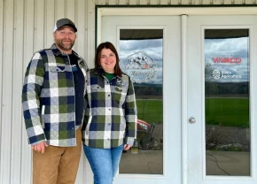 Charles Luneau et Mireille Dallaire de la Ferme Montrémi