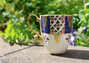Tasse de thé en porcelaine